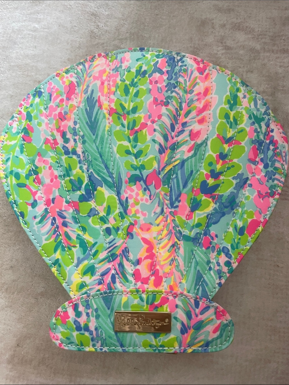 Shell-Shaped Cosmetic Bag in Pink, Green & Blue